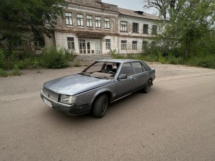 Рено 25 1986 у Кривому Розі на Automoto.ua Сірий Рено 25, об'ємом двигуна 2 л та пробігом 120 тис. км за 373 $, фото 1 на Automoto.ua