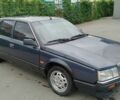 Синий Рено 25, объемом двигателя 2.5 л и пробегом 290 тыс. км за 950 $, фото 1 на Automoto.ua