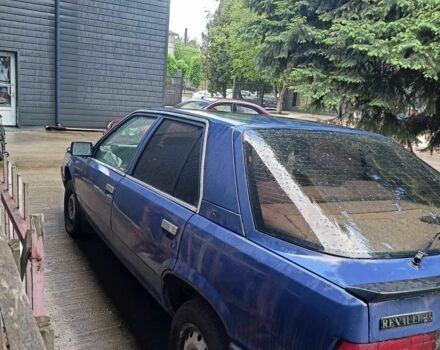 Синий Рено 25, объемом двигателя 2.2 л и пробегом 200 тыс. км за 800 $, фото 1 на Automoto.ua