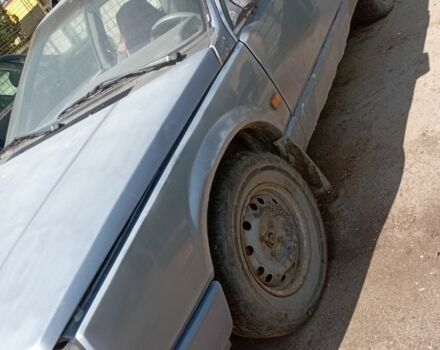 Синий Рено 25, объемом двигателя 2 л и пробегом 250 тыс. км за 600 $, фото 3 на Automoto.ua