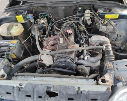 Рено 25 1990 в Ровно на Automoto.ua Синий Рено 25, объемом двигателя 2.2 л и пробегом 200 тыс. км за 1400 $, фото 7 на Automoto.ua