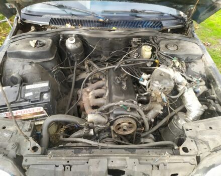 Синий Рено 25, объемом двигателя 2 л и пробегом 180 тыс. км за 495 $, фото 3 на Automoto.ua