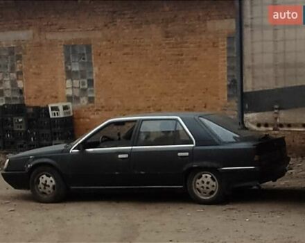 Синий Рено 25, объемом двигателя 2 л и пробегом 200 тыс. км за 750 $, фото 1 на Automoto.ua