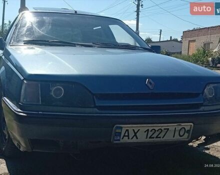 Синий Рено 25, объемом двигателя 2 л и пробегом 999 тыс. км за 700 $, фото 1 на Automoto.ua
