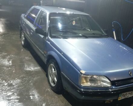 Синий Рено 25, объемом двигателя 2 л и пробегом 200 тыс. км за 500 $, фото 1 на Automoto.ua