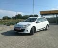Белый Рено 30, объемом двигателя 0 л и пробегом 232 тыс. км за 7209 $, фото 2 на Automoto.ua