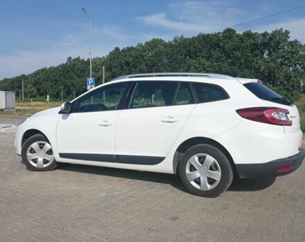 Белый Рено 30, объемом двигателя 0 л и пробегом 232 тыс. км за 7209 $, фото 4 на Automoto.ua