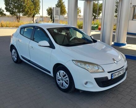 Белый Рено 4, объемом двигателя 1.5 л и пробегом 300 тыс. км за 5999 $, фото 6 на Automoto.ua