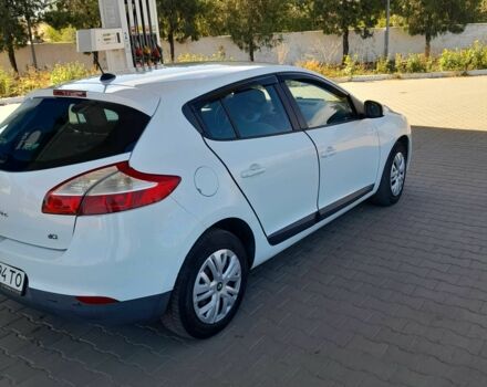 Белый Рено 4, объемом двигателя 1.5 л и пробегом 300 тыс. км за 5999 $, фото 7 на Automoto.ua