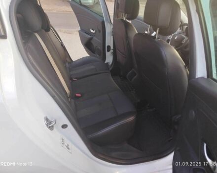 Рено 4 2011 у Одесі на Automoto.ua Білий Рено 4, об'ємом двигуна 1.5 л та пробігом 278 тис. км за 5500 $, фото 10 на Automoto.ua