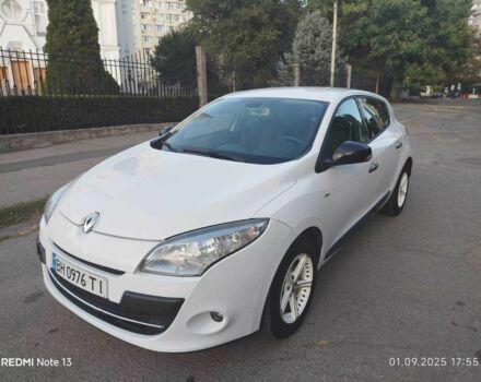 Рено 4 2011 у Одесі на Automoto.ua Білий Рено 4, об'ємом двигуна 1.5 л та пробігом 278 тис. км за 5500 $, фото 1 на Automoto.ua