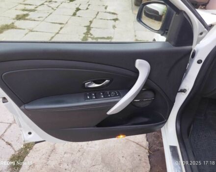 Рено 4 2011 у Одесі на Automoto.ua Білий Рено 4, об'ємом двигуна 1.5 л та пробігом 278 тис. км за 5500 $, фото 15 на Automoto.ua