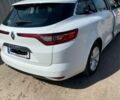 Белый Рено 4, объемом двигателя 0 л и пробегом 220 тыс. км за 12500 $, фото 2 на Automoto.ua
