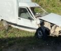 Белый Рено 4, объемом двигателя 1.1 л и пробегом 3 тыс. км за 450 $, фото 3 на Automoto.ua