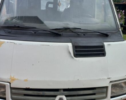 Белый Рено 4, объемом двигателя 2.1 л и пробегом 365 тыс. км за 1700 $, фото 5 на Automoto.ua