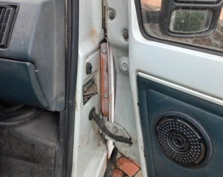 Белый Рено 4, объемом двигателя 2.1 л и пробегом 365 тыс. км за 1700 $, фото 4 на Automoto.ua