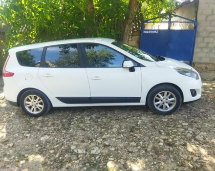 Белый Рено 4, объемом двигателя 1.5 л и пробегом 350 тыс. км за 6600 $, фото 7 на Automoto.ua