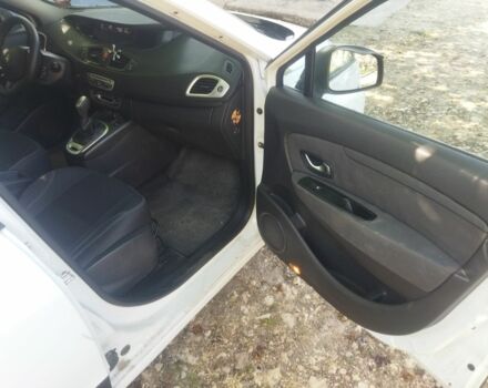 Белый Рено 4, объемом двигателя 1.5 л и пробегом 350 тыс. км за 6600 $, фото 13 на Automoto.ua