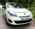 Белый Рено 4, объемом двигателя 1.9 л и пробегом 281 тыс. км за 6598 $, фото 1 на Automoto.ua