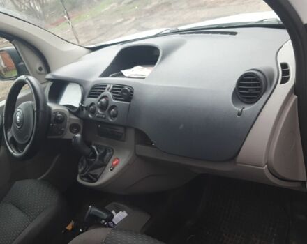 Белый Рено 4, объемом двигателя 1.5 л и пробегом 293 тыс. км за 6000 $, фото 13 на Automoto.ua