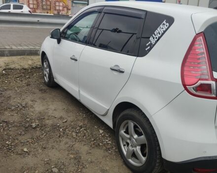 Білий Рено 4, об'ємом двигуна 1.5 л та пробігом 216 тис. км за 7939 $, фото 2 на Automoto.ua