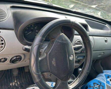 Білий Рено 4, об'ємом двигуна 1.5 л та пробігом 250 тис. км за 3000 $, фото 5 на Automoto.ua