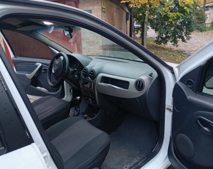 Белый Рено 4, объемом двигателя 0 л и пробегом 300 тыс. км за 3950 $, фото 8 на Automoto.ua
