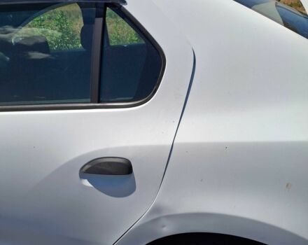 Белый Рено 4, объемом двигателя 1.5 л и пробегом 283 тыс. км за 1693 $, фото 3 на Automoto.ua