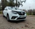 Білий Рено 4, об'ємом двигуна 1.5 л та пробігом 240 тис. км за 6499 $, фото 1 на Automoto.ua