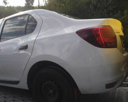 Белый Рено 4, объемом двигателя 0 л и пробегом 135 тыс. км за 2402 $, фото 6 на Automoto.ua