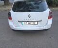 Белый Рено 4, объемом двигателя 1.5 л и пробегом 332 тыс. км за 4799 $, фото 4 на Automoto.ua