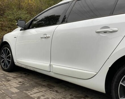 Белый Рено 4, объемом двигателя 1.5 л и пробегом 280 тыс. км за 5500 $, фото 2 на Automoto.ua