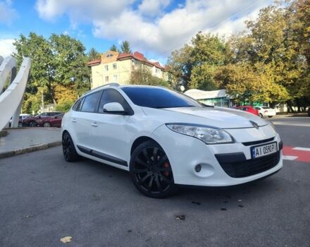 Белый Рено 4, объемом двигателя 1.5 л и пробегом 240 тыс. км за 6500 $, фото 3 на Automoto.ua