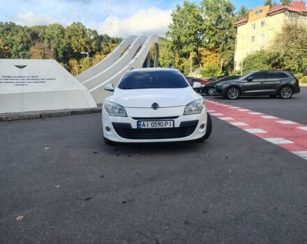 Белый Рено 4, объемом двигателя 1.5 л и пробегом 240 тыс. км за 6500 $, фото 1 на Automoto.ua