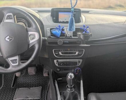 Белый Рено 4, объемом двигателя 1.5 л и пробегом 260 тыс. км за 7800 $, фото 12 на Automoto.ua