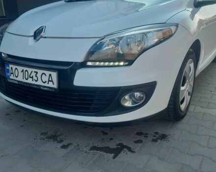 Білий Рено 4, об'ємом двигуна 1.6 л та пробігом 247 тис. км за 6900 $, фото 1 на Automoto.ua