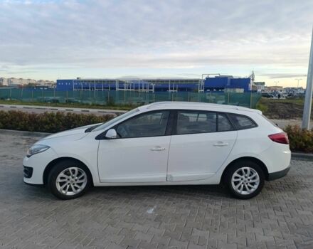 Белый Рено 4, объемом двигателя 1.6 л и пробегом 227 тыс. км за 8300 $, фото 2 на Automoto.ua