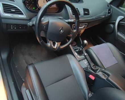 Белый Рено 4, объемом двигателя 0 л и пробегом 211 тыс. км за 9800 $, фото 4 на Automoto.ua