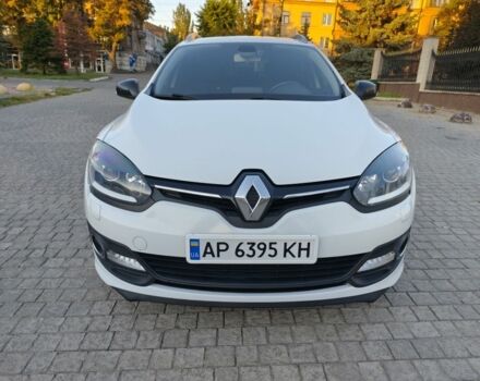 Белый Рено 4, объемом двигателя 1.5 л и пробегом 242 тыс. км за 9100 $, фото 1 на Automoto.ua