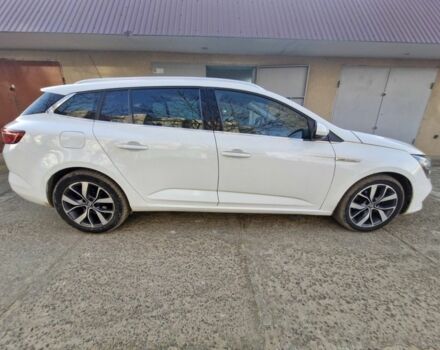 Білий Рено 4, об'ємом двигуна 1.5 л та пробігом 260 тис. км за 12000 $, фото 2 на Automoto.ua