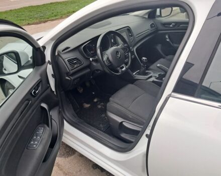 Белый Рено 4, объемом двигателя 1.5 л и пробегом 131 тыс. км за 12750 $, фото 9 на Automoto.ua