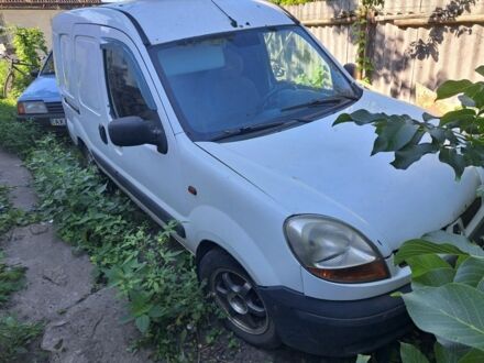 Рено 4 2004 в Харькове на Automoto.ua Белый Рено 4, объемом двигателя 1.4 л и пробегом 200 тыс. км за 1800 $, фото 1 на Automoto.ua