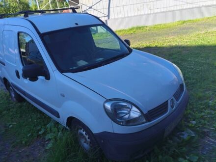 Білий Рено 4, об'ємом двигуна 1.5 л та пробігом 280 тис. км за 1500 $, фото 1 на Automoto.ua