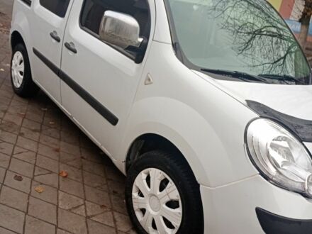 Белый Рено 4, объемом двигателя 1.5 л и пробегом 222 тыс. км за 4400 $, фото 1 на Automoto.ua