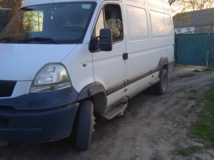 Белый Рено 4, объемом двигателя 3 л и пробегом 240 тыс. км за 10000 $, фото 1 на Automoto.ua