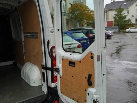 Белый Рено 4, объемом двигателя 2.3 л и пробегом 330 тыс. км за 13300 $, фото 1 на Automoto.ua