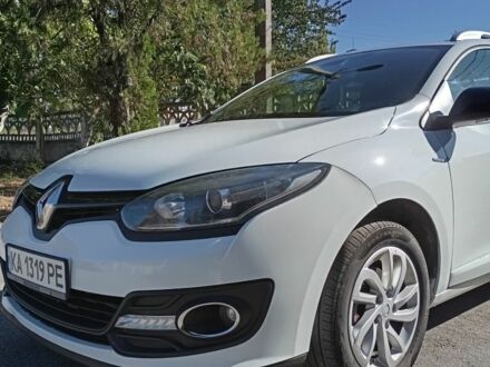 Белый Рено 4, объемом двигателя 1.5 л и пробегом 400 тыс. км за 8200 $, фото 1 на Automoto.ua