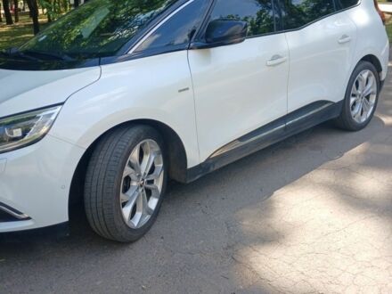 Белый Рено 4, объемом двигателя 1.5 л и пробегом 220 тыс. км за 13500 $, фото 1 на Automoto.ua
