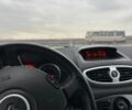 Бежевый Рено 4, объемом двигателя 0 л и пробегом 290 тыс. км за 5500 $, фото 1 на Automoto.ua