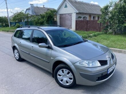 Рено 4 2007 в Бару на Automoto.ua Бежевый Рено 4, объемом двигателя 1.6 л и пробегом 180 тыс. км за 4900 $, фото 1 на Automoto.ua